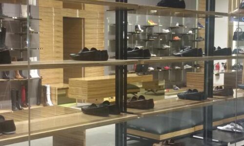 Luxury retail fit out Dubai Outlet Mall
