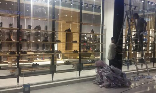 Mario Cerruti Dubai Outlet Mall fit out retail interior