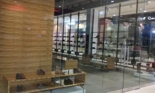 Mario Cerruti Dubai Outlet Mall fit out retail interior